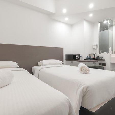 A Hotel Dickson Singapore Eksteriør billede